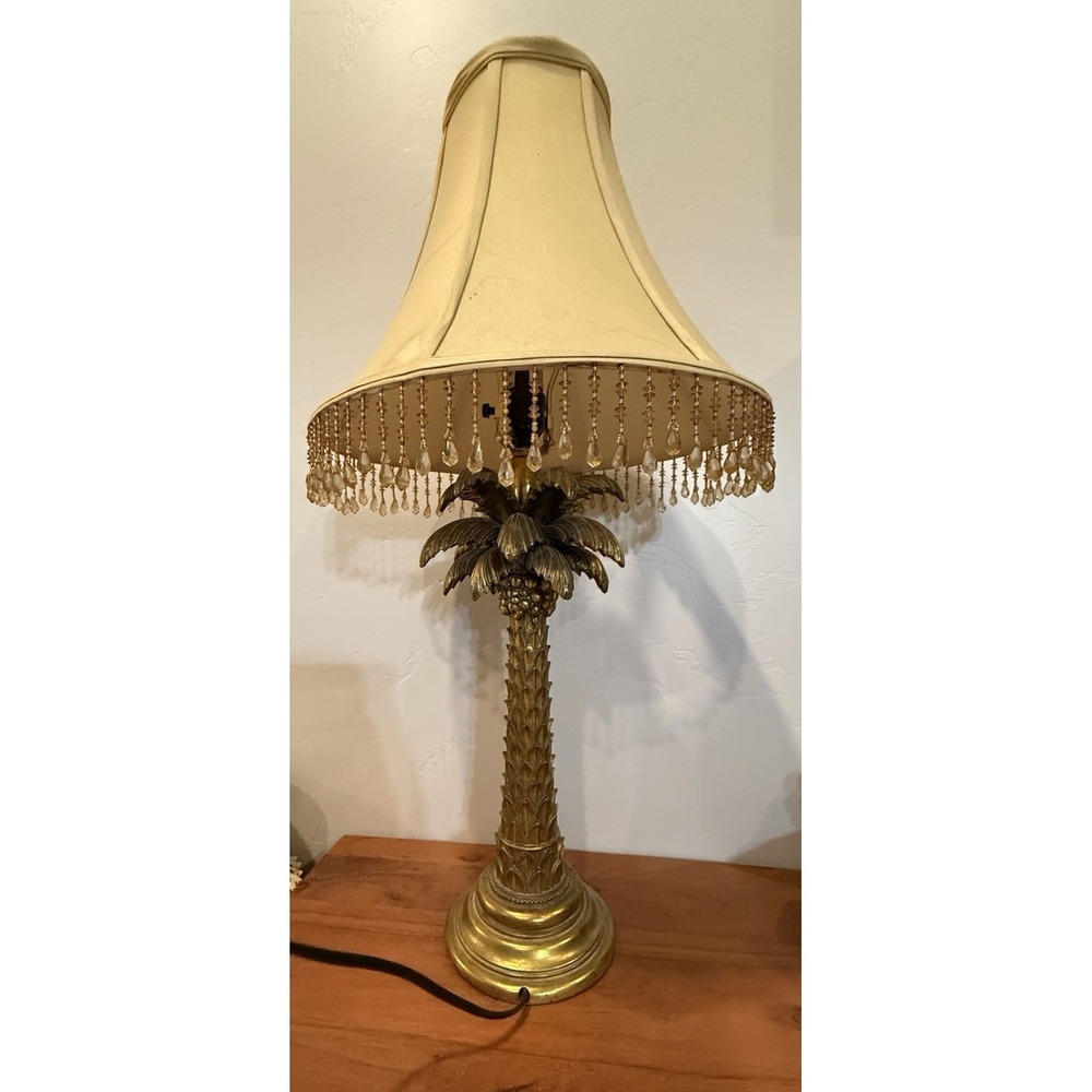 vintage 60s Palm Tree Lamp w/ Beaded Fringe Shade Unique table antique bedside